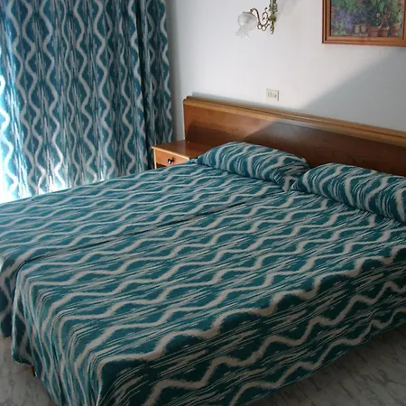 Amic Pastilla Otel 2*